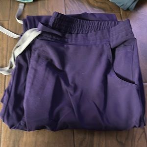 Purple Yola - Tall Skinny Scrub Pants
XL - Purple - Tall